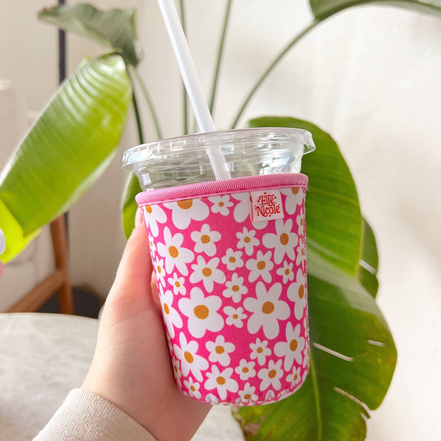 Coffee Cup Cover - Pink Daisy - Iced Drink Sleeve: Small / 16oz