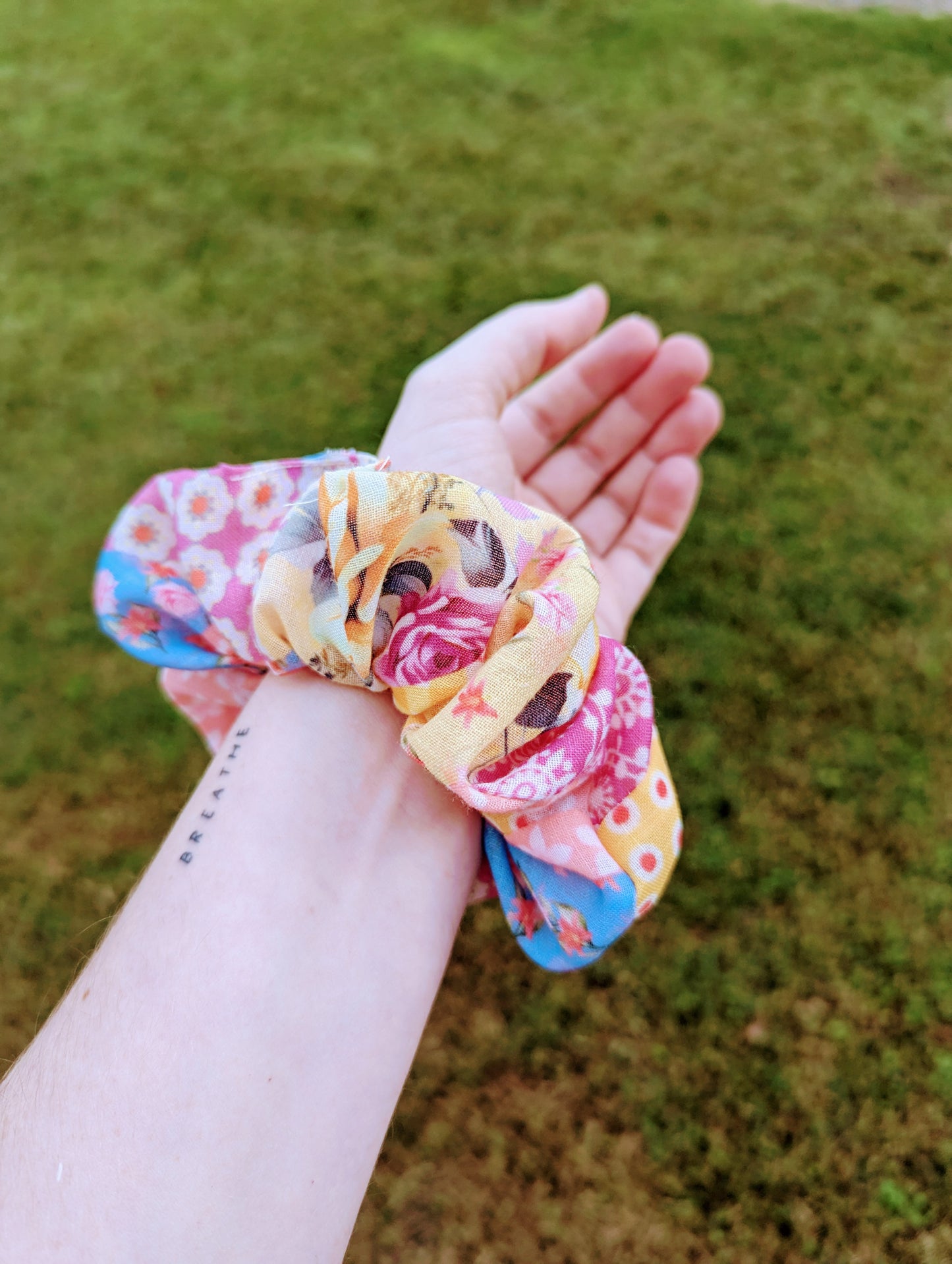 Delilah scrunchie