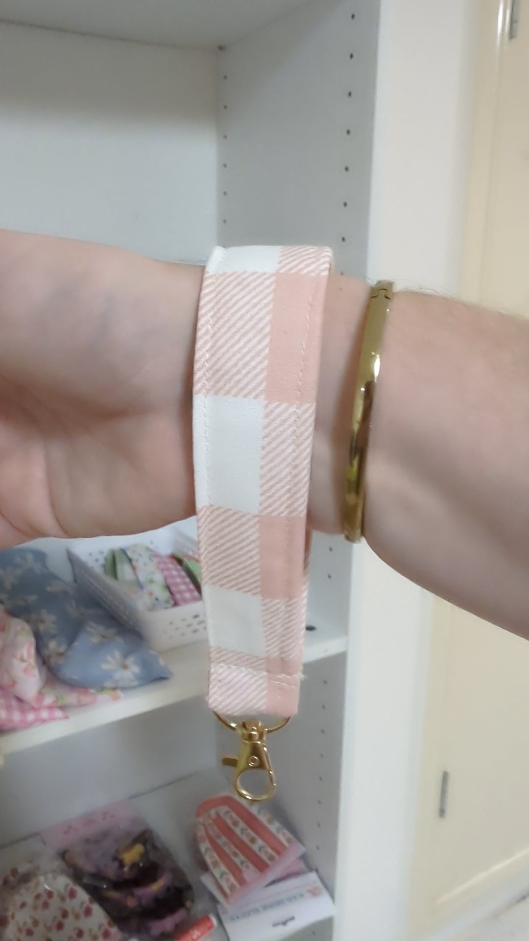 Wristlet keychain - Lottie