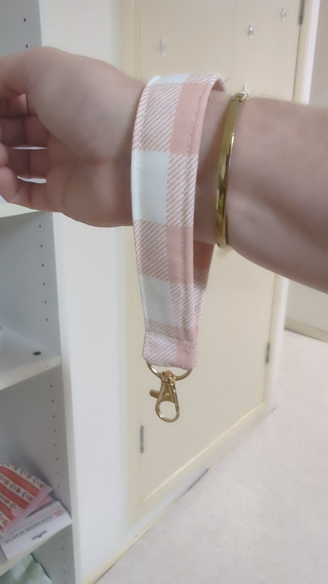 Wristlet keychain - Lottie