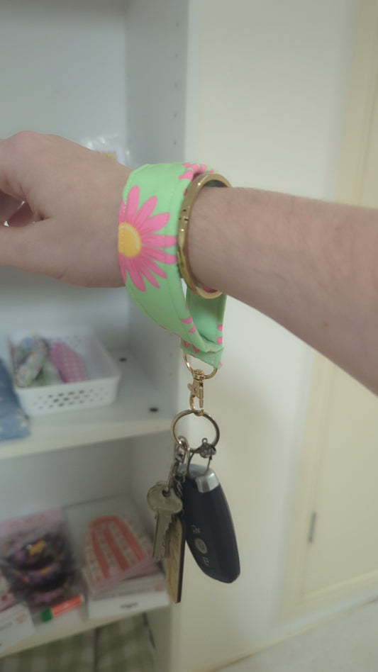 Wristlet Keychain – EMERALD